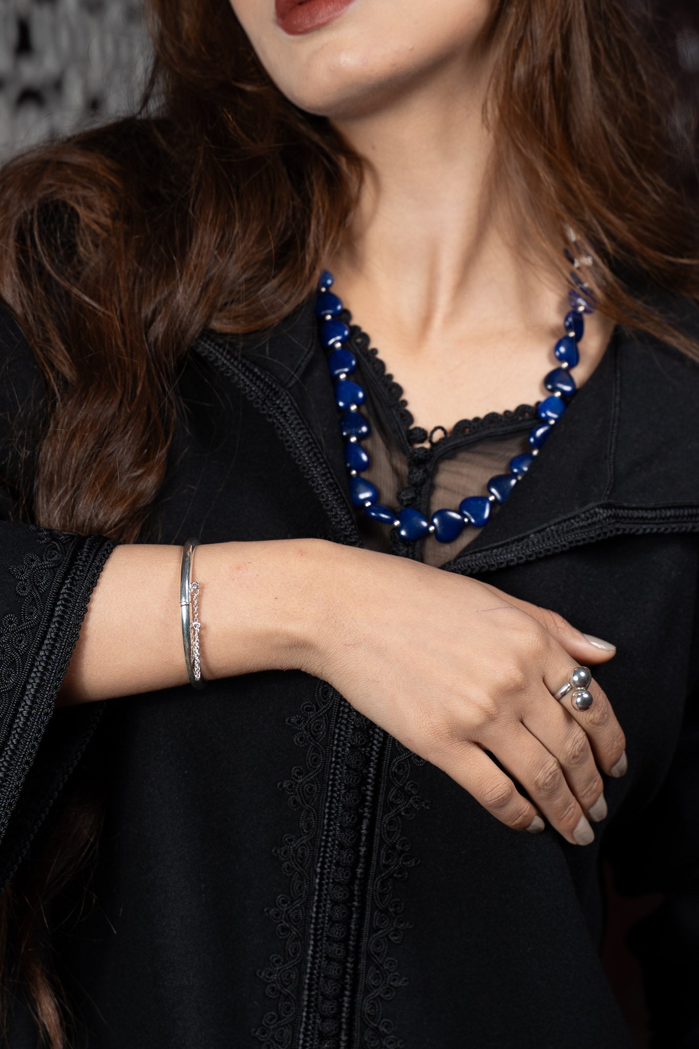 Parure Argent & Pierres Bleues, Audace Marocaine Contemporaine