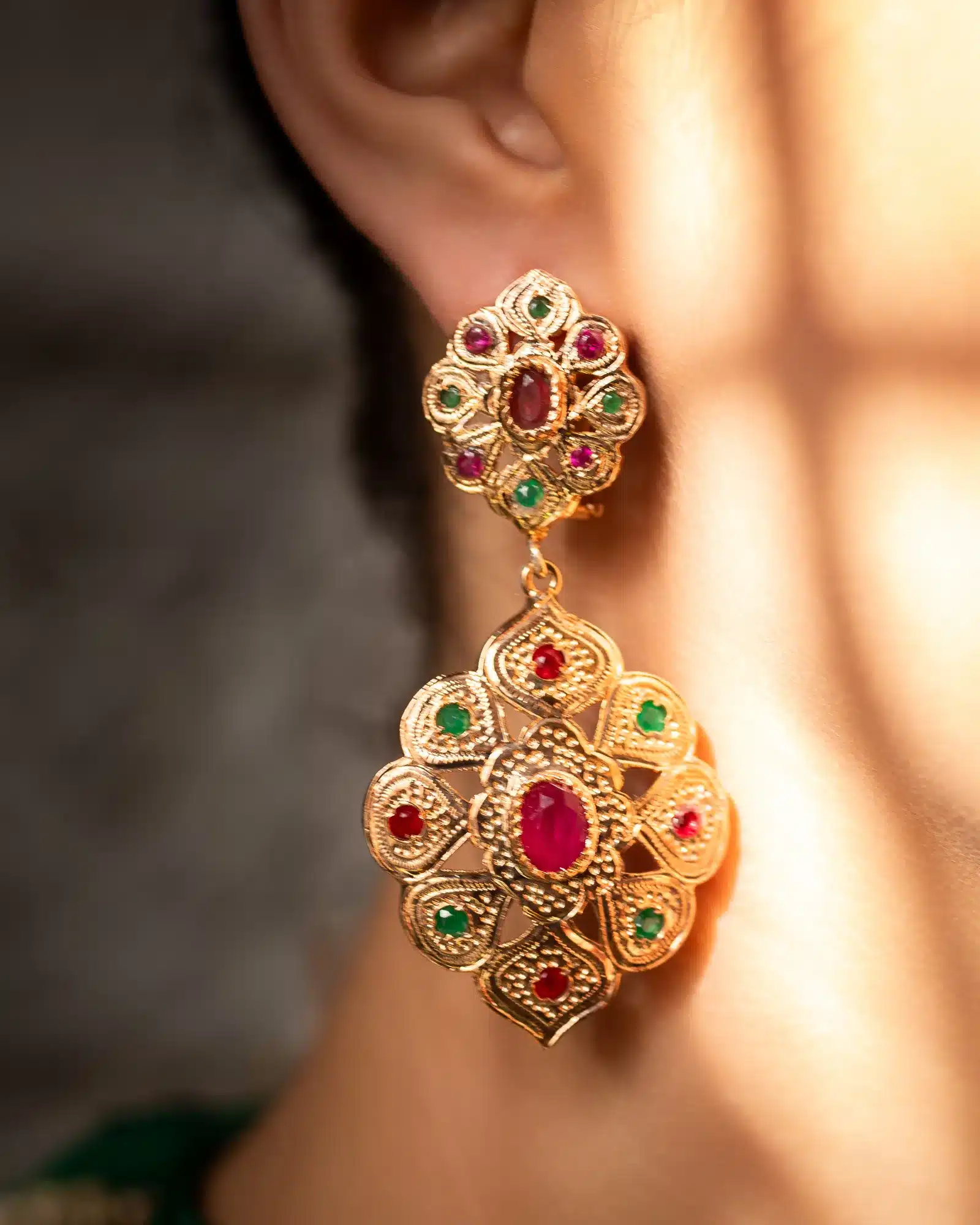 Parure Royale Marocaine aux Pierres Précieuses Multicolores – Image 3